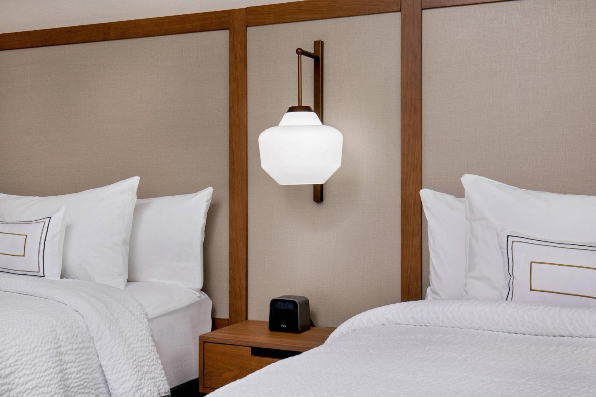 Fairfield Inn & Suites By Marriott Mcpherson Eksteriør billede