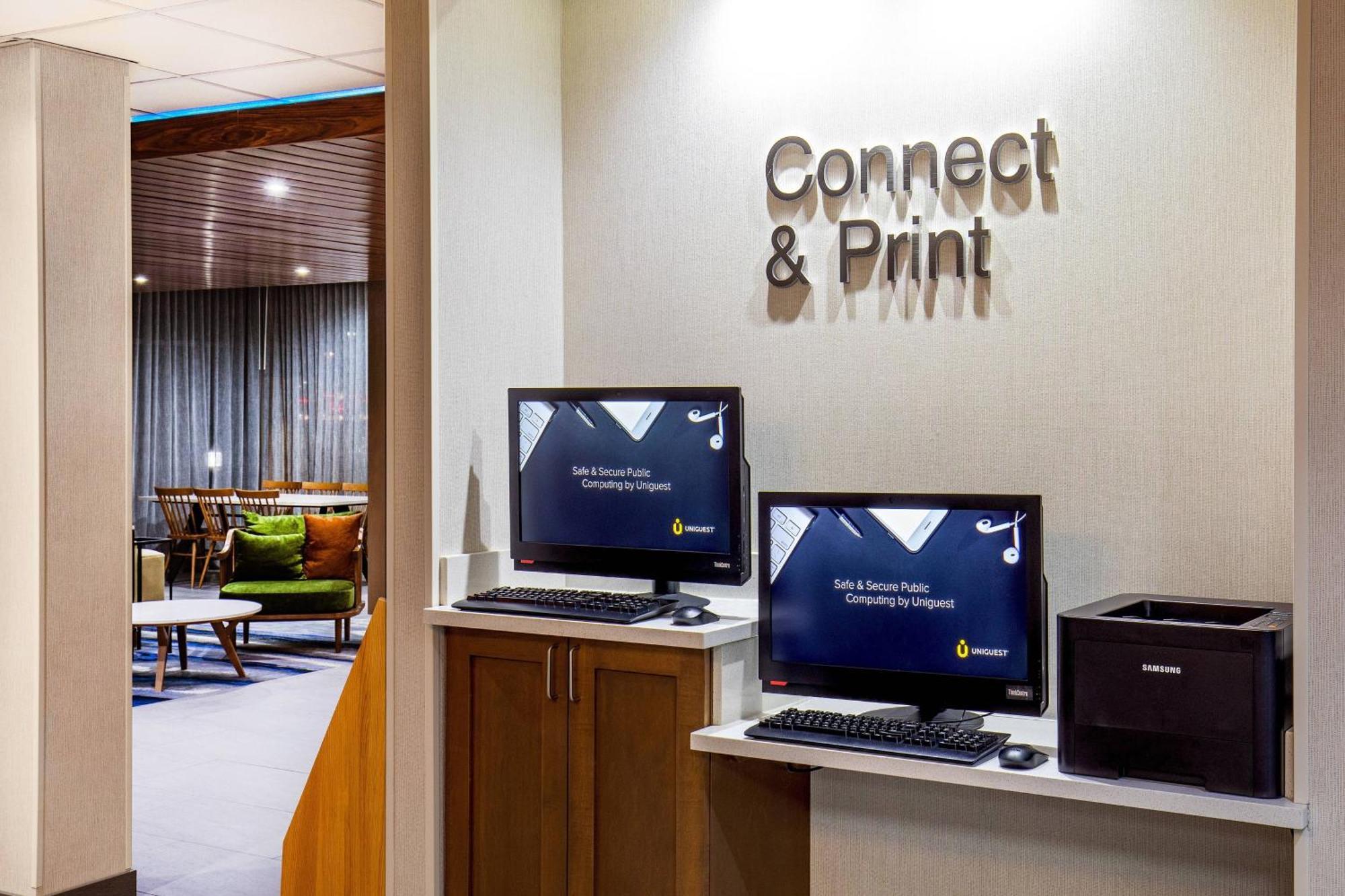 Fairfield Inn & Suites By Marriott Mcpherson Eksteriør billede
